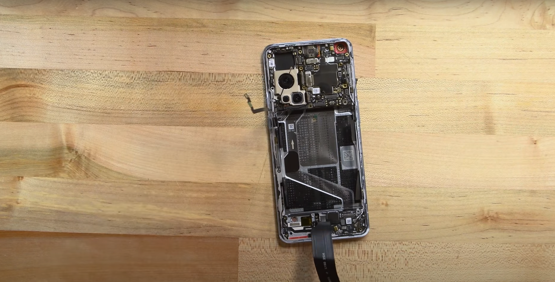 Ремонтопригодность OnePlus 9 Pro не на высоте - всего 4 балла от iFixit