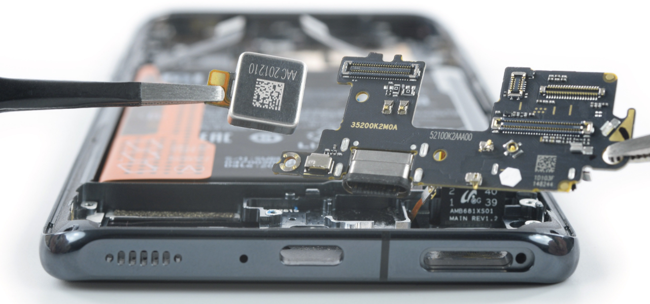 Берегите свой смартфон Xiaomi Mi 11 - эксперты из iFixit оценили возможности его ремонта